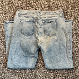 J BRAND LIGHT WASH ANKLE CUT JEANS SZ 27
